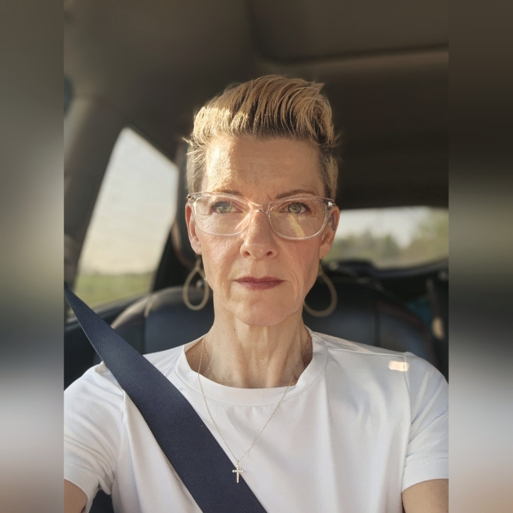Meet your Posher, Melissa